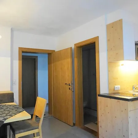 In With Mountain Views Apartment Flachau