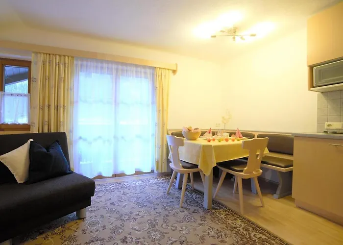 In With Mountain Views * フラッハウ